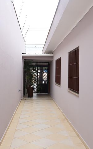 Casa à venda com 200m², 5 quartos e 3 vagasHall de entrada