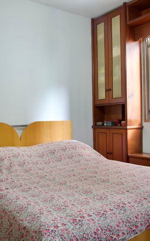 Apartamento à venda com 125m², 3 quartos e 3 vagas Apartamento à venda com 125m², 3 quartos e 3 vagasSuíte