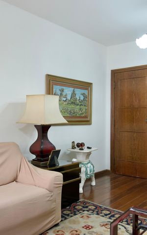 Apartamento à venda com 125m², 3 quartos e 3 vagas Apartamento à venda com 125m², 3 quartos e 3 vagasSala
