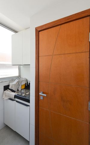 Apartamento à venda com 215m², 4 quartos e 1 vagaÁrea de Serviço