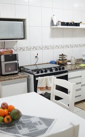 Casa à venda com 187m², 3 quartos e 2 vagasCozinha