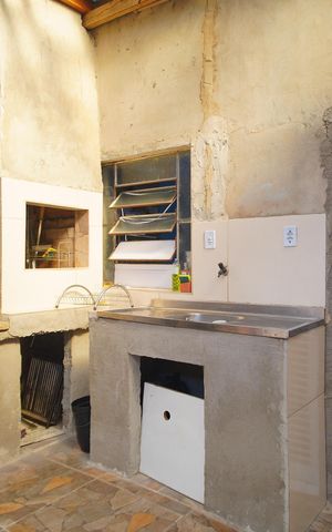 Casa à venda com 190m², 2 quartos e 4 vagasÁrea comum - Churrasqueira