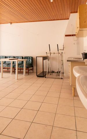 Casa à venda com 140m², 3 quartos e 4 vagas Casa à venda com 140m², 3 quartos e 4 vagasÁrea de Serviço