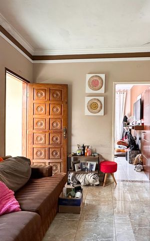 Casa à venda com 125m², 2 quartos e 2 vagasSala