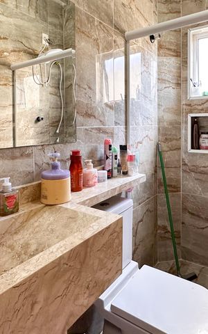 Casa à venda com 125m², 2 quartos e 2 vagasBanheiro Social