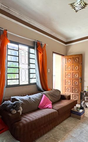 Casa à venda com 125m², 2 quartos e 2 vagasSala