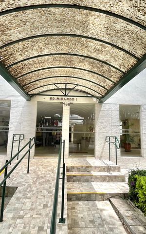 Apartamento à venda com 70m², 2 quartos e 1 vaga Apartamento à venda com 70m², 2 quartos e 1 vagaHall de entrada