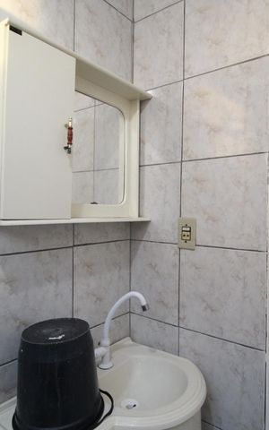 Apartamento à venda com 46m², 2 quartos e sem vagaBanheiro