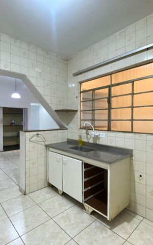 Casa à venda com 200m², 2 quartos e 1 vagaCozinha