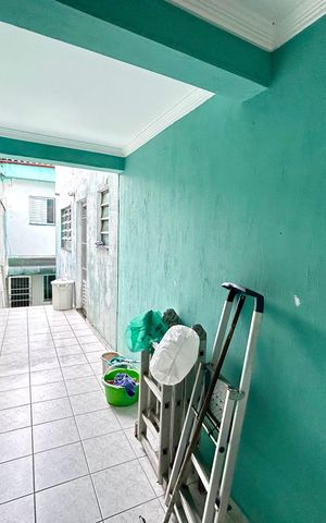 Casa à venda com 160m², 3 quartos e 2 vagas Casa à venda com 160m², 3 quartos e 2 vagasQuintal