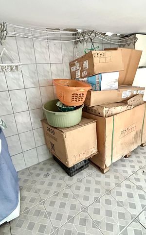 Casa à venda com 160m², 3 quartos e 2 vagas Casa à venda com 160m², 3 quartos e 2 vagasÁrea de Serviço