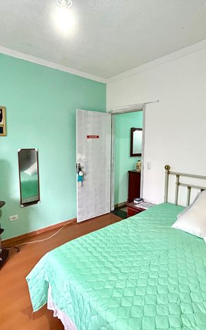 Casa à venda com 160m², 3 quartos e 2 vagas Casa à venda com 160m², 3 quartos e 2 vagasQuad 1