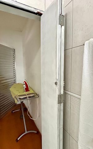 Casa à venda com 160m², 3 quartos e 2 vagas Casa à venda com 160m², 3 quartos e 2 vagasBanheiro da Suíte