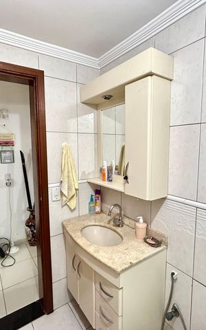Casa à venda com 160m², 3 quartos e 2 vagas Casa à venda com 160m², 3 quartos e 2 vagasBanheiro 1