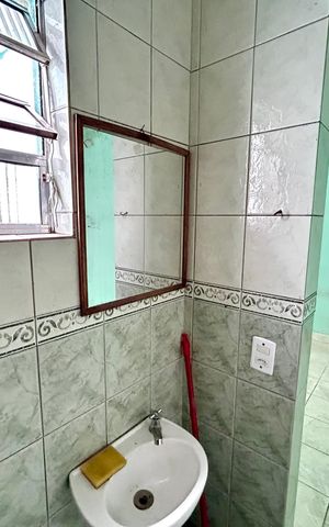 Casa à venda com 160m², 3 quartos e 2 vagas Casa à venda com 160m², 3 quartos e 2 vagasBanheiro 3