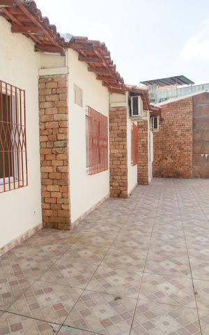 Casa para alugar com 160m², 3 quartos e 5 vagasFrente da Casa
