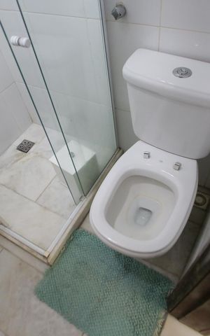 Casa para alugar com 400m², 4 quartos e 3 vagasBanheiro de Serviço