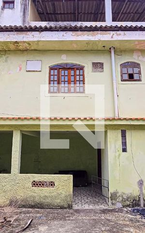 Casa à venda com 750m², 7 quartos e 2 vagas Casa à venda com 750m², 7 quartos e 2 vagasFachada