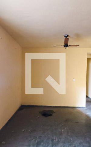Casa à venda com 750m², 7 quartos e 2 vagas Casa à venda com 750m², 7 quartos e 2 vagasSala
