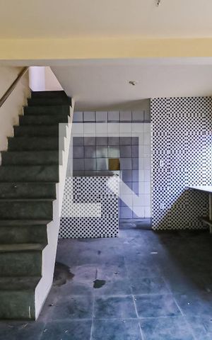 Casa à venda com 750m², 7 quartos e 2 vagas Casa à venda com 750m², 7 quartos e 2 vagasCozinha