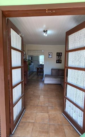 Casa à venda com 352m², 3 quartos e 4 vagas Casa à venda com 352m², 3 quartos e 4 vagasÁrea Comum
