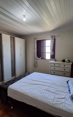 Casa à venda com 352m², 3 quartos e 4 vagas Casa à venda com 352m², 3 quartos e 4 vagasQuarto 2
