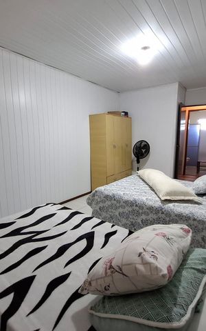 Casa à venda com 352m², 3 quartos e 4 vagas Casa à venda com 352m², 3 quartos e 4 vagasQuarto 1