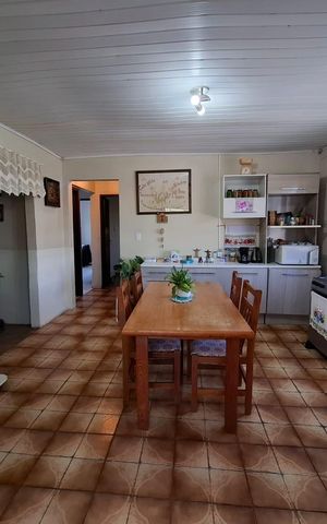 Casa à venda com 352m², 3 quartos e 4 vagas Casa à venda com 352m², 3 quartos e 4 vagasCozinha