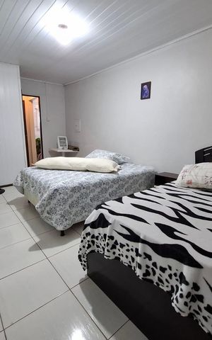 Casa à venda com 352m², 3 quartos e 4 vagas Casa à venda com 352m², 3 quartos e 4 vagasQuarto 1