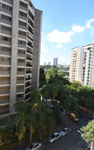 Apartamento à venda com 84m², 2 quartos e 1 vagaQuarto 2 - Vista