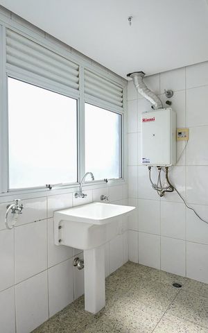 Apartamento para alugar com 210m², 4 quartos e 4 vagasÁrea de Serviço