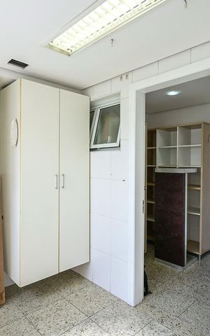 Apartamento para alugar com 210m², 4 quartos e 4 vagasÁrea de Serviço