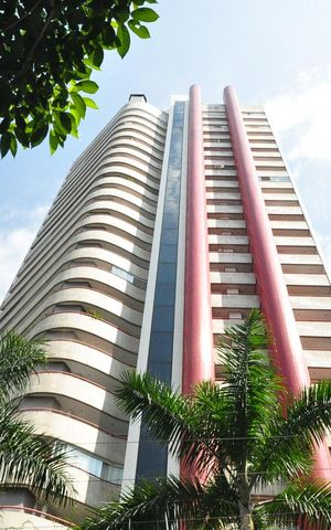 Apartamento para alugar com 210m², 4 quartos e 4 vagasFachada