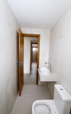 Apartamento à venda com 86m², 3 quartos e 2 vagasBanheiro do Quarto 1