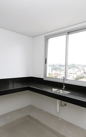 Apartamento à venda com 86m², 3 quartos e 2 vagasCozinha