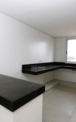 Apartamento à venda com 86m², 3 quartos e 2 vagasCozinha
