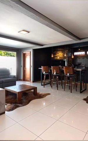 Casa à venda com 420m², 3 quartos e 3 vagasÁrea Comum 