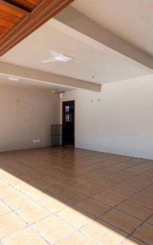 Casa à venda com 420m², 3 quartos e 3 vagasÁrea Comum 