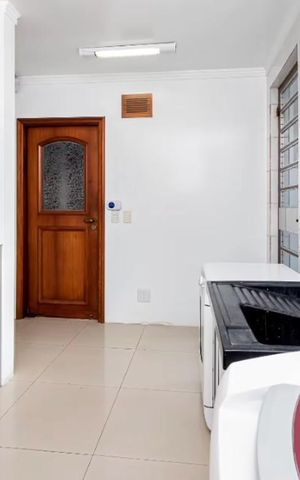 Casa à venda com 420m², 3 quartos e 3 vagasLavanderia 