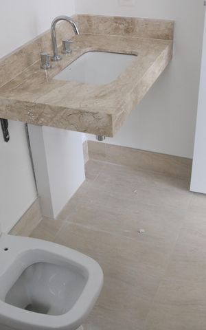 Apartamento à venda com 60m², 2 quartos e 1 vagaBanheiro 1