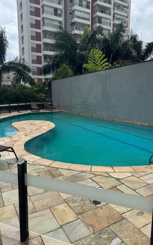 Apartamento à venda com 217m², 4 quartos e 4 vagas Apartamento à venda com 217m², 4 quartos e 4 vagasÁrea externa