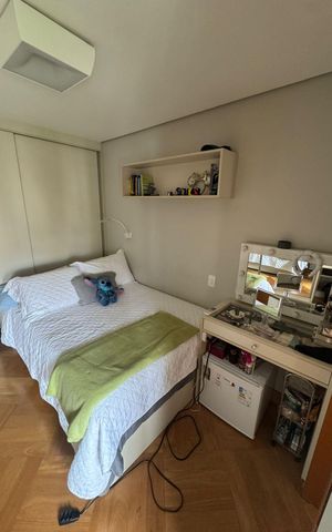 Apartamento à venda com 217m², 4 quartos e 4 vagas Apartamento à venda com 217m², 4 quartos e 4 vagasQuarto