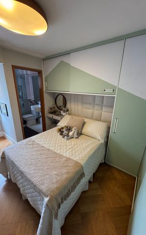 Apartamento à venda com 217m², 4 quartos e 4 vagas Apartamento à venda com 217m², 4 quartos e 4 vagasQuarto