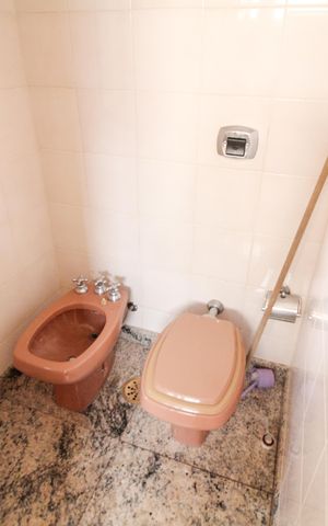 Apartamento à venda com 293m², 5 quartos e 4 vagas Apartamento à venda com 293m², 5 quartos e 4 vagasSuite 1 - Banheiro