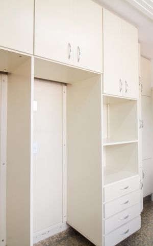 Apartamento à venda com 293m², 5 quartos e 4 vagas Apartamento à venda com 293m², 5 quartos e 4 vagasCozinha
