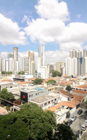 Apartamento à venda com 293m², 5 quartos e 4 vagas Apartamento à venda com 293m², 5 quartos e 4 vagasÁrea de Serviço - Quarto 5