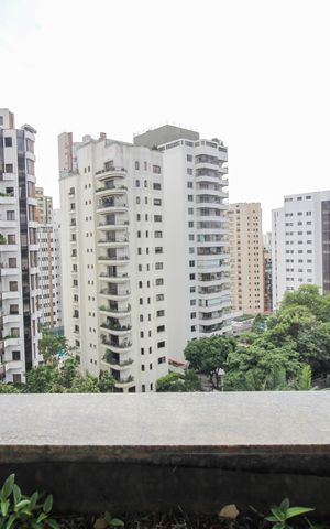 Apartamento à venda com 293m², 5 quartos e 4 vagas Apartamento à venda com 293m², 5 quartos e 4 vagasSuite 3