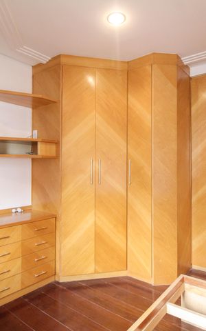 Apartamento à venda com 293m², 5 quartos e 4 vagas Apartamento à venda com 293m², 5 quartos e 4 vagasSuite 3