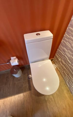 Apartamento para alugar com 163m², 2 quartos e 4 vagas Apartamento para alugar com 163m², 2 quartos e 4 vagasBanheiro