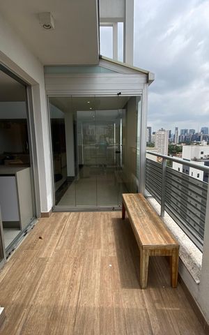 Apartamento para alugar com 163m², 2 quartos e 4 vagas Apartamento para alugar com 163m², 2 quartos e 4 vagasVaranda da cozinha